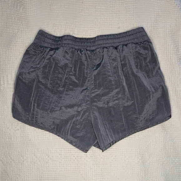 Gap║Running Shorts║Size S - Picture 3 of 3